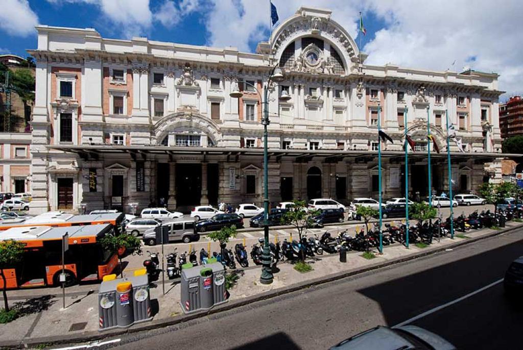 Casa Vacanze Sannazzaro 70 Napoli Bagian luar foto