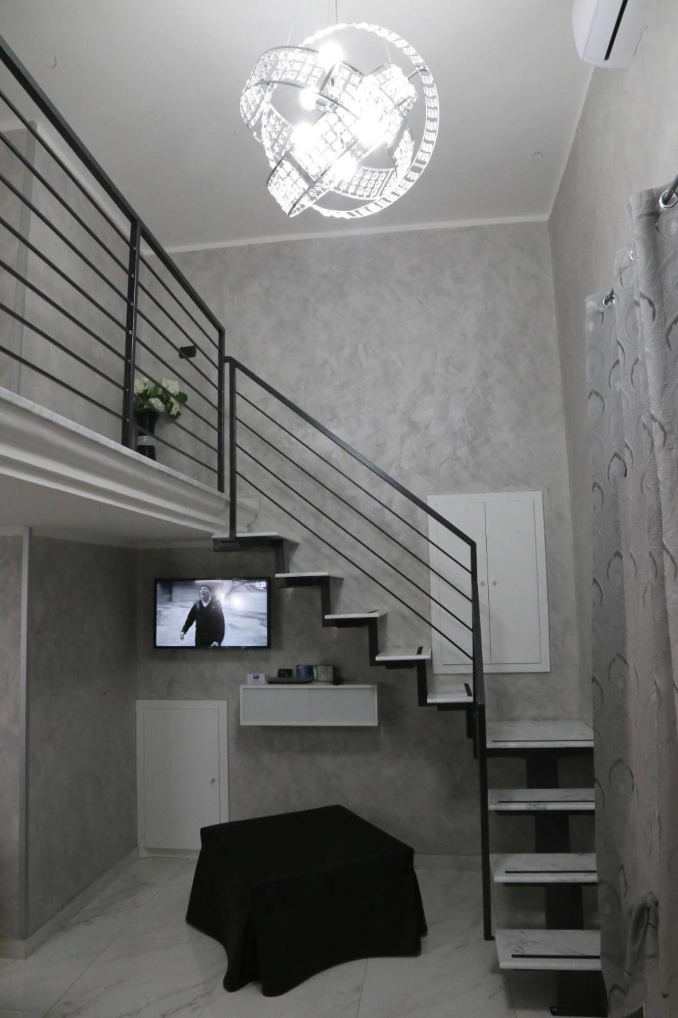 Casa Vacanze Sannazzaro 70 Napoli Bagian luar foto