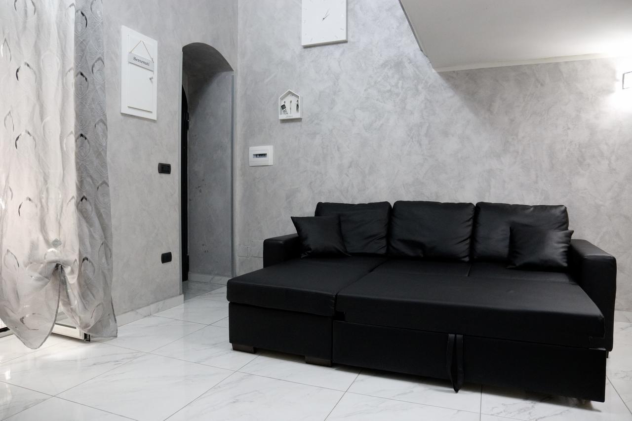 Casa Vacanze Sannazzaro 70 Napoli Bagian luar foto